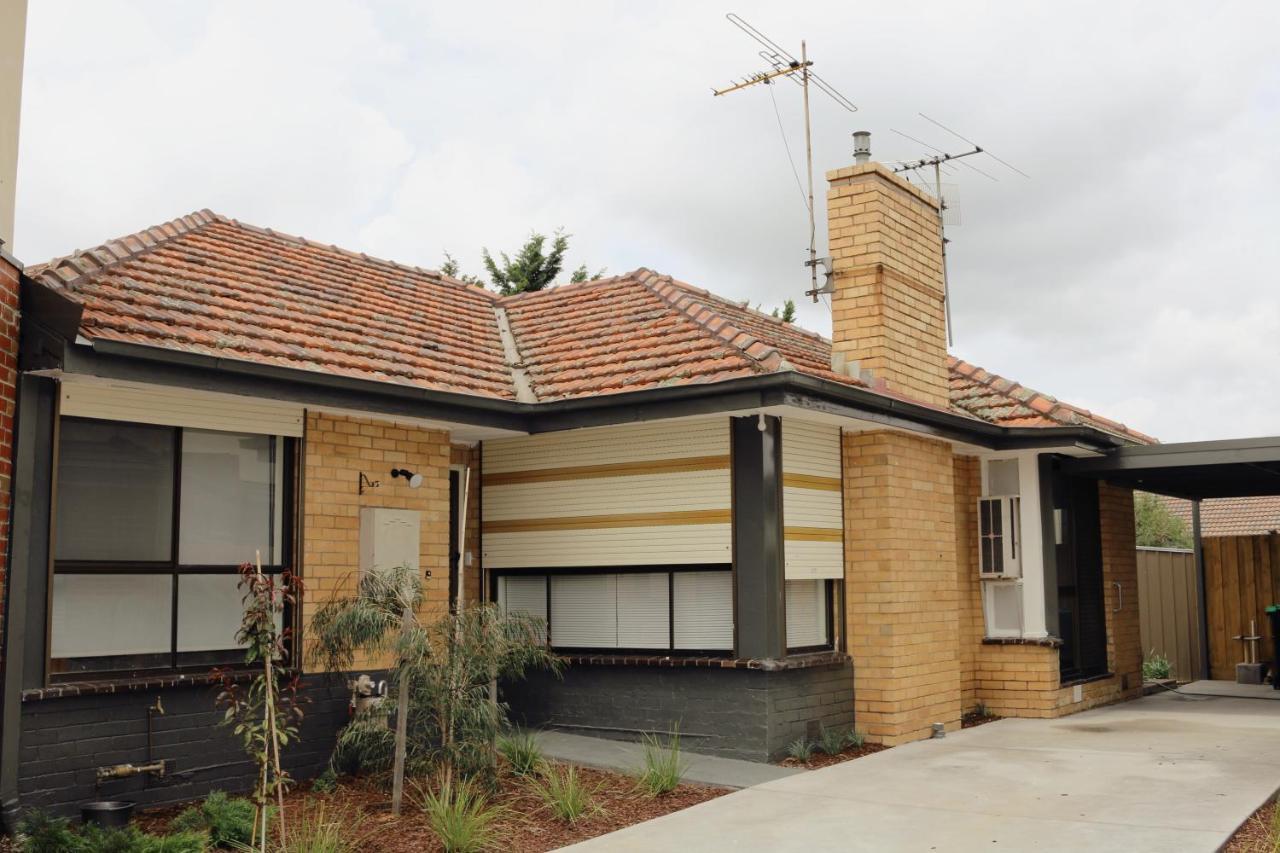 Sunny House - Melbourne Airport Home Exterior photo